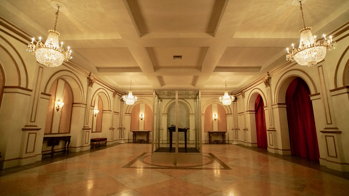 Int. Ballroom