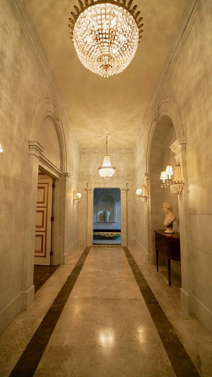 Int. Ballroom