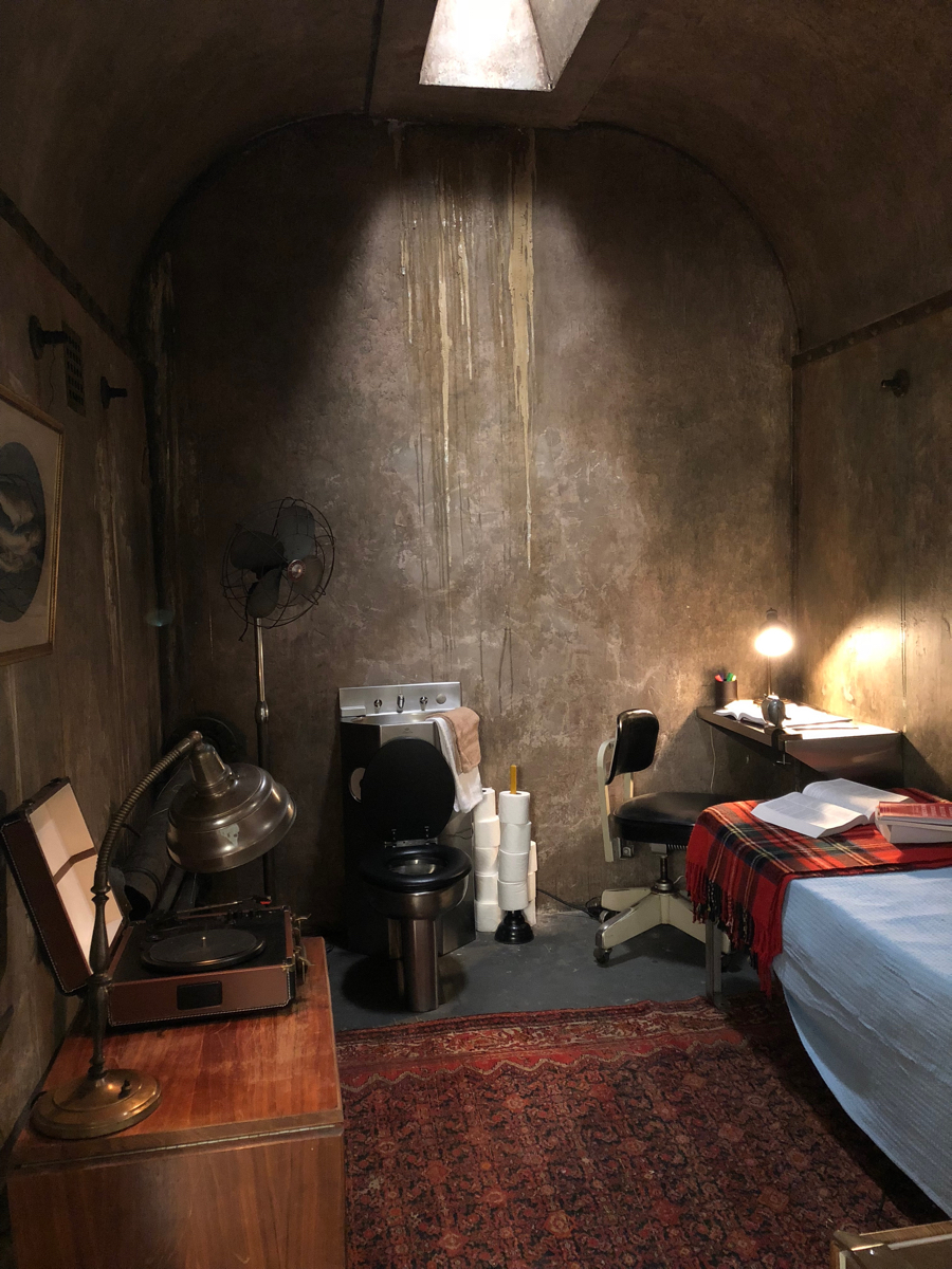 Int. Prison Cell