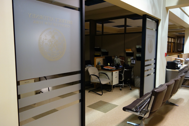 Int. Erin's Office