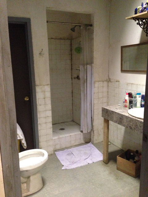 Int. Bathroom